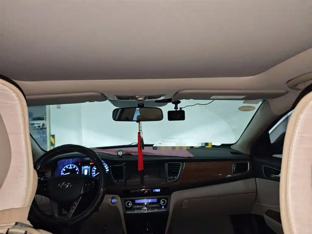 Hyundai Mistra 2015 — фото 9
