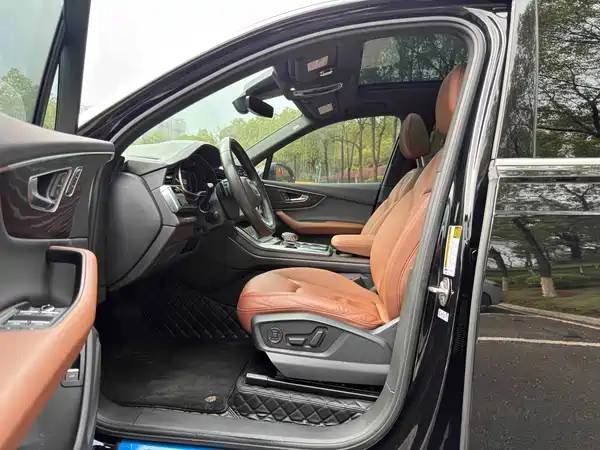 Audi Q7 2021