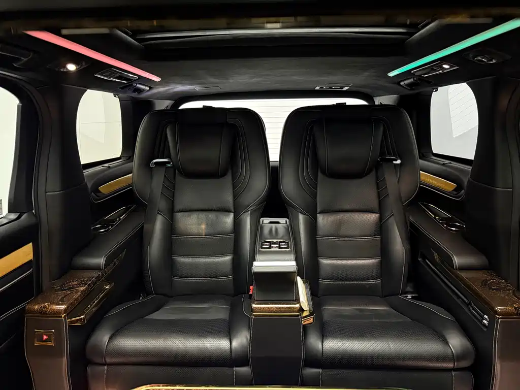 Toyota Alphard 2019 — фото 11