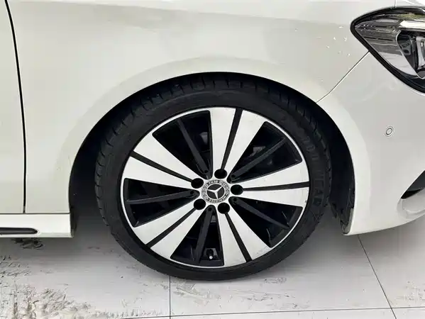 Mercedes-Benz CLA 2017