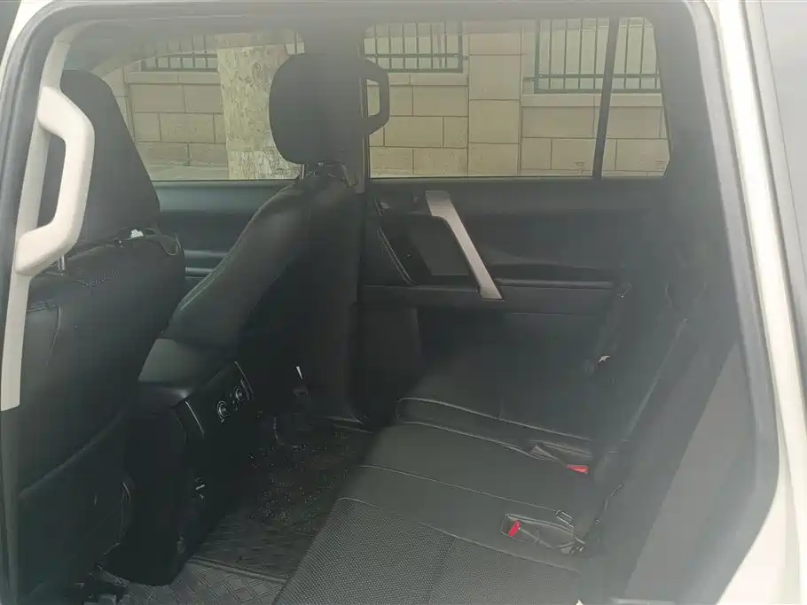 Toyota Prado 2019 — фото 11