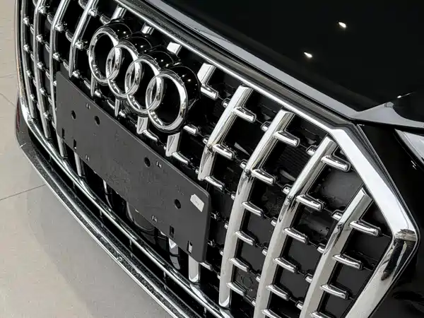 Audi A8 2025
