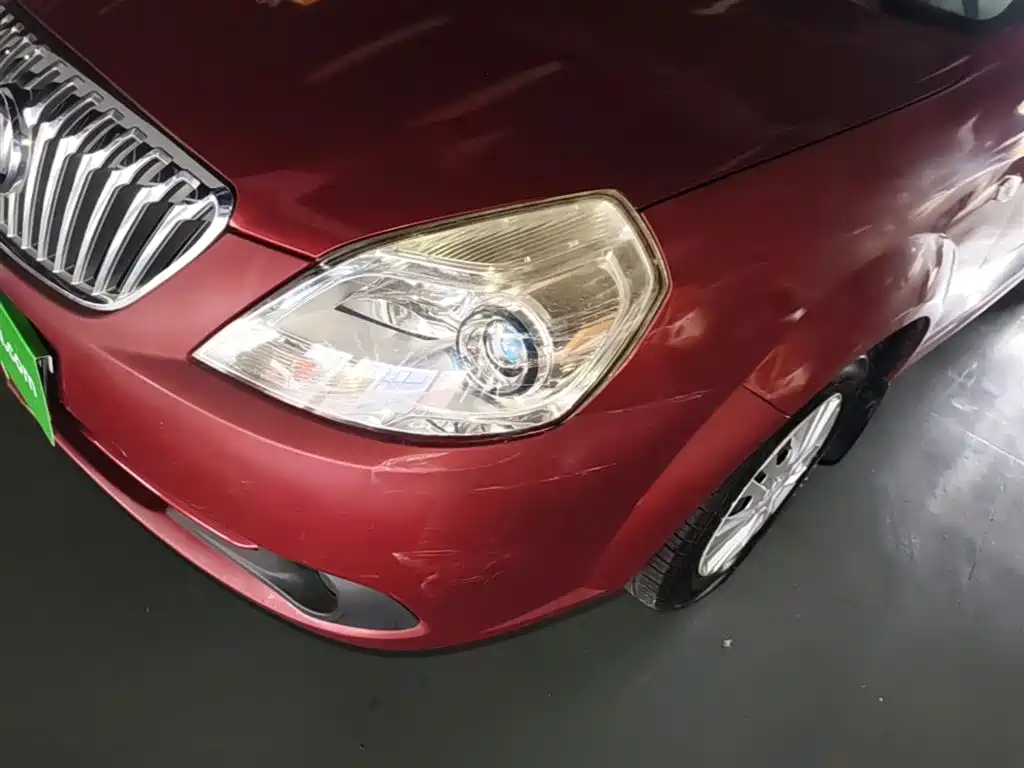 Buick Excelle 2015 — фото 24