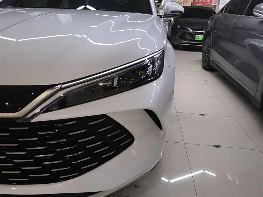 BYD Qin L 2025 — фото 24