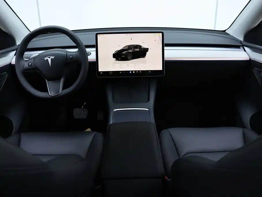 Tesla Model Y 2024 — фото 23