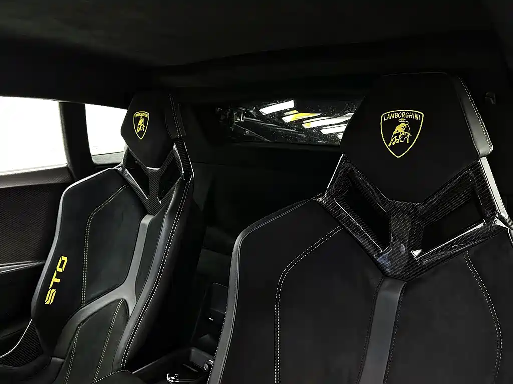 Lamborghini Huracan 2022 — фото 10