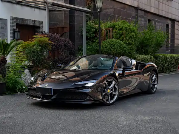 Ferrari SF90 2024