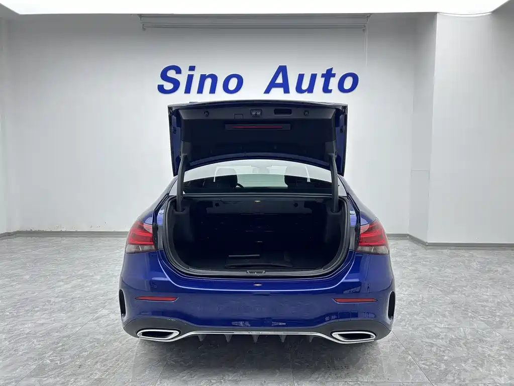Mercedes-Benz A-Class 2022 — фото 15