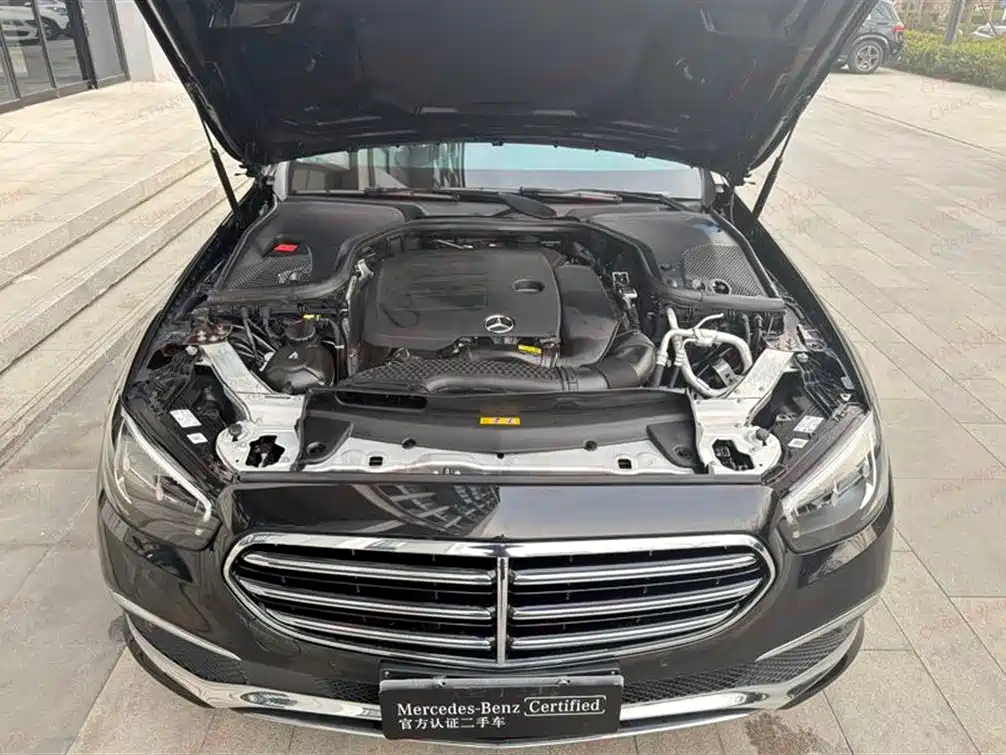 Mercedes-Benz E-Class 2023 — фото 10