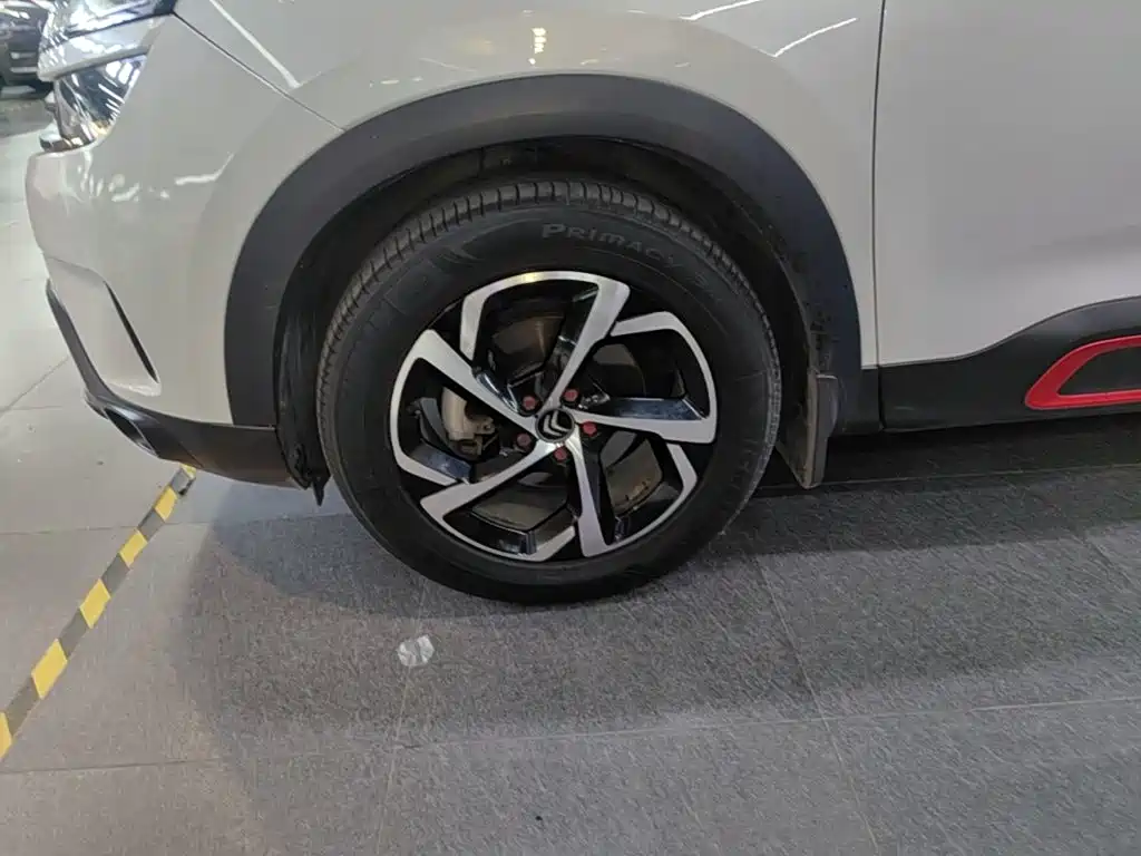 Citroën C5 Aircross 2017 — фото 23