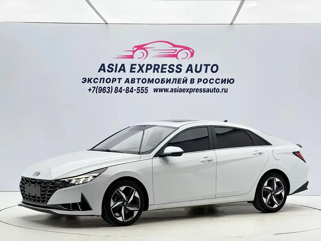 Hyundai Elantra 2023 — фото 1