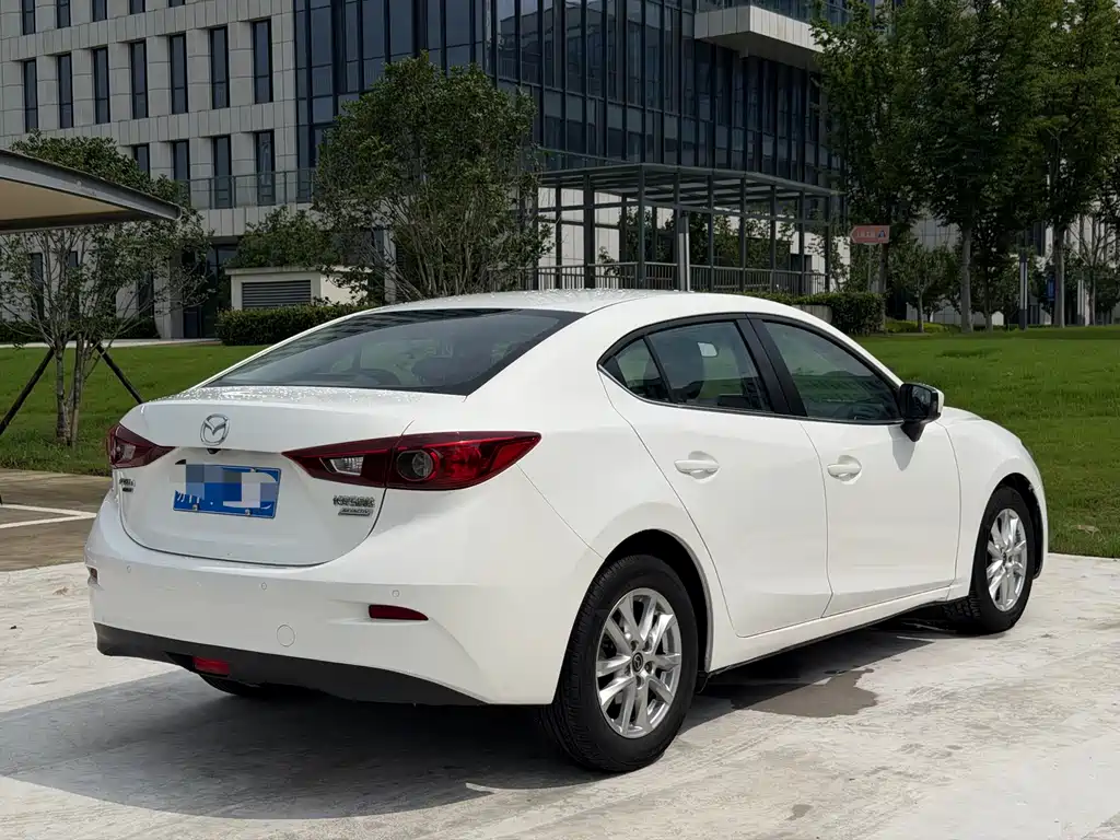Mazda 3 Angkesela 2016