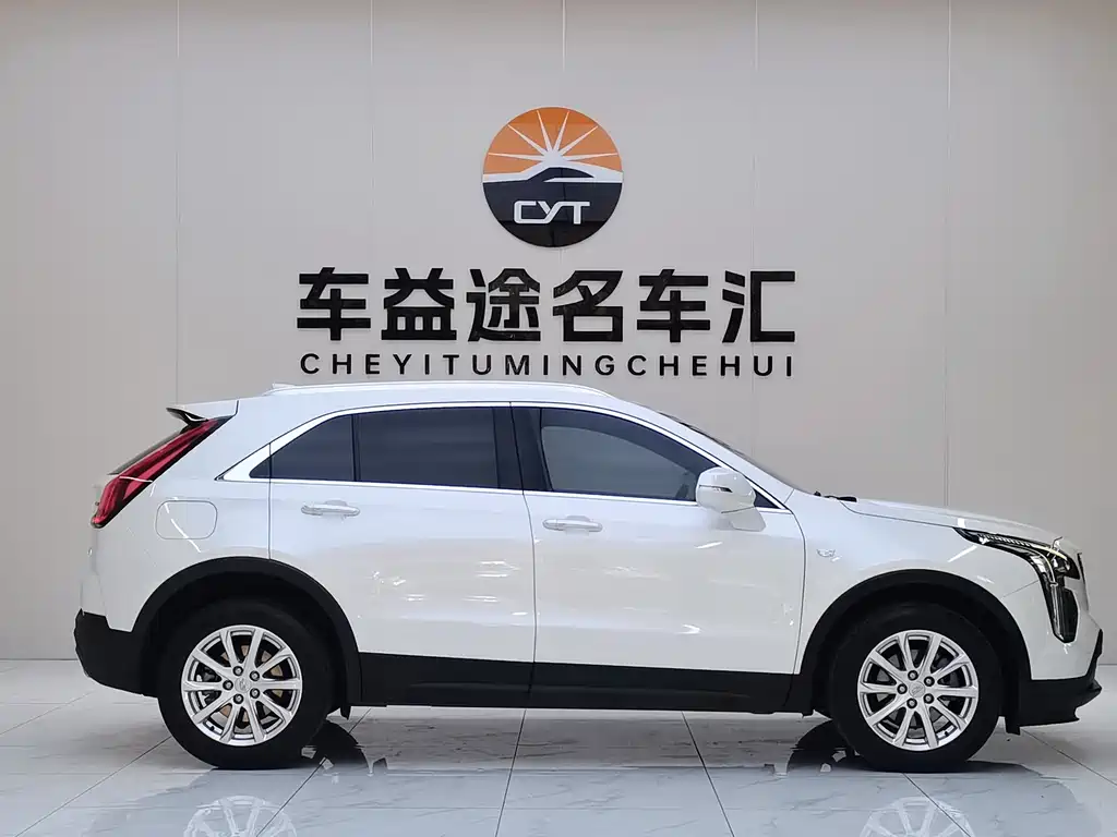 Cadillac XT4 2021 — фото 17