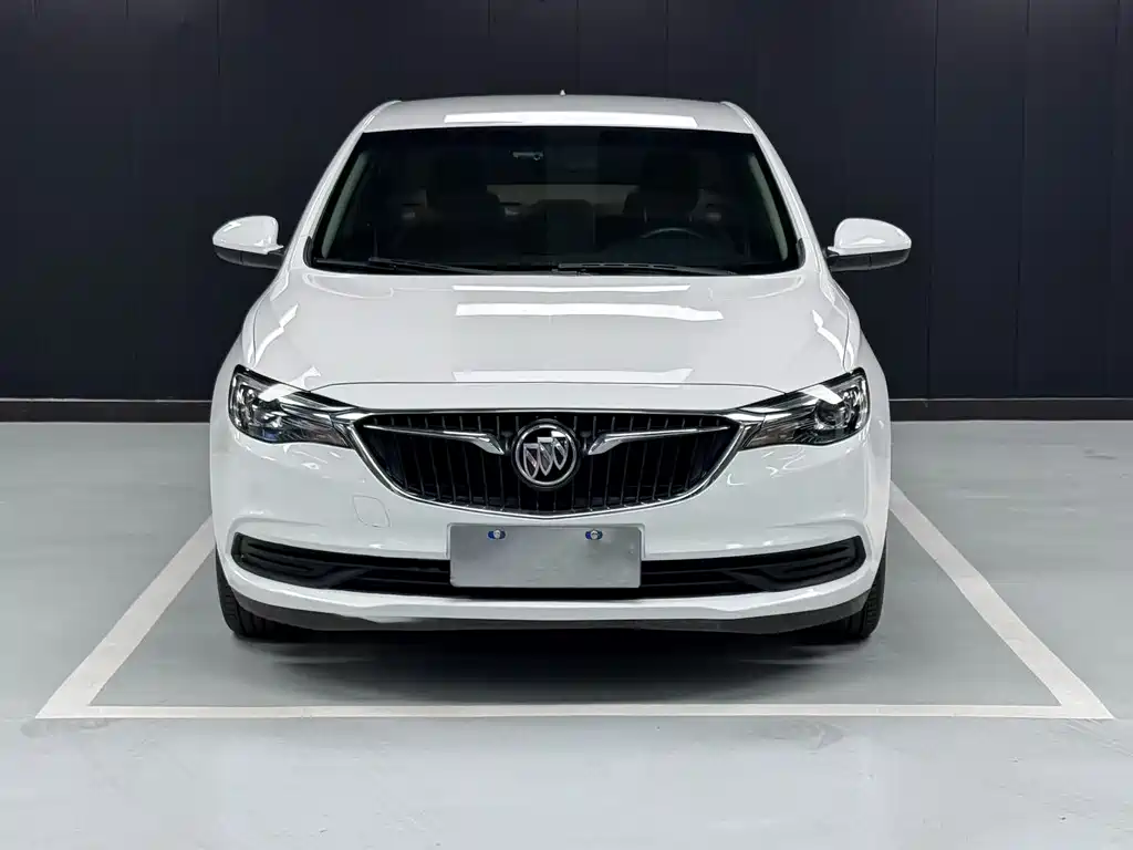 Buick Excelle 2019 — фото 2
