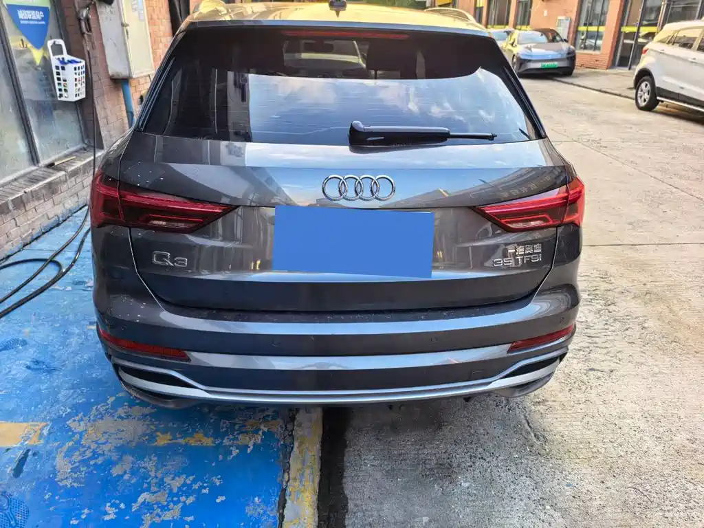Audi Q3 2020 — фото 10