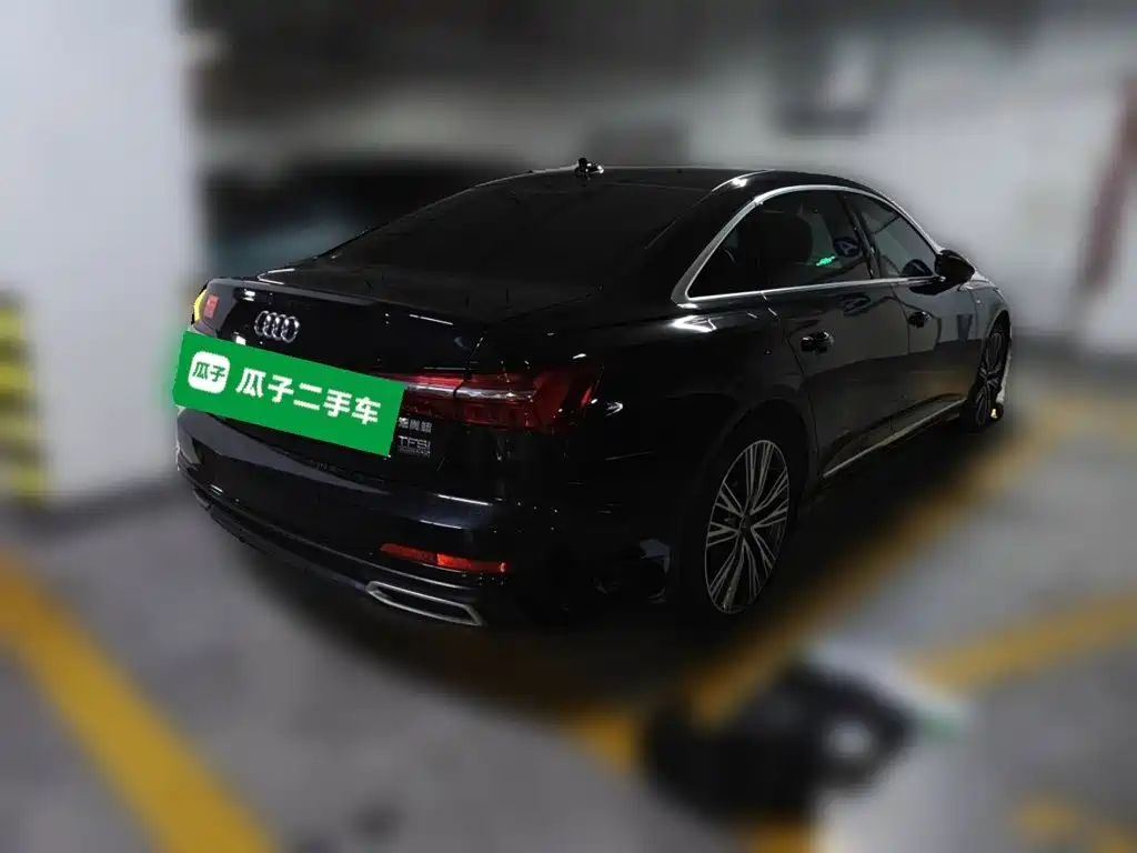 Audi A6L 2022
