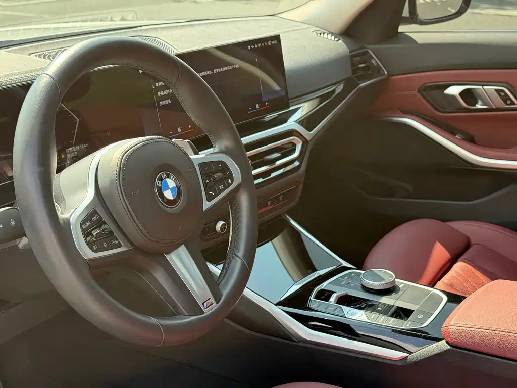 BMW 3 Series 2023 — фото 11
