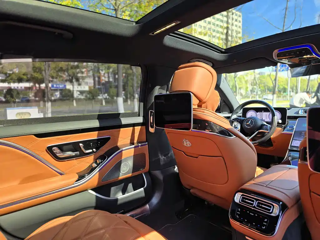 Mercedes-Benz S-Class 2025 — фото 12