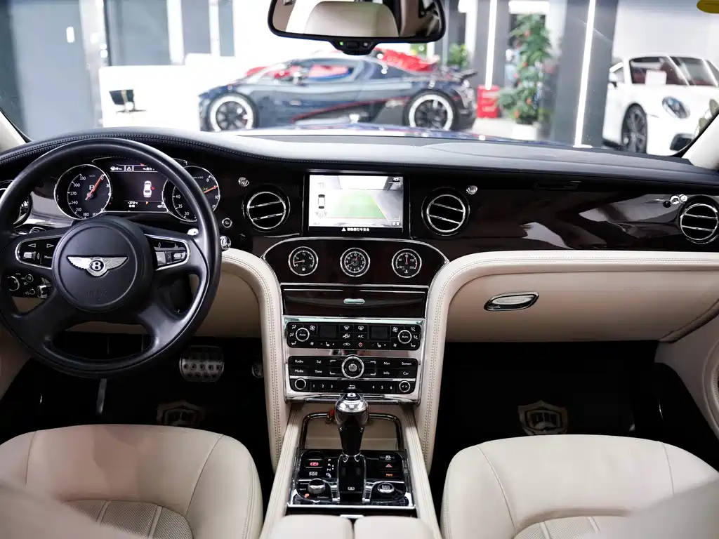 Bentley Mulsanne 2013 — фото 17