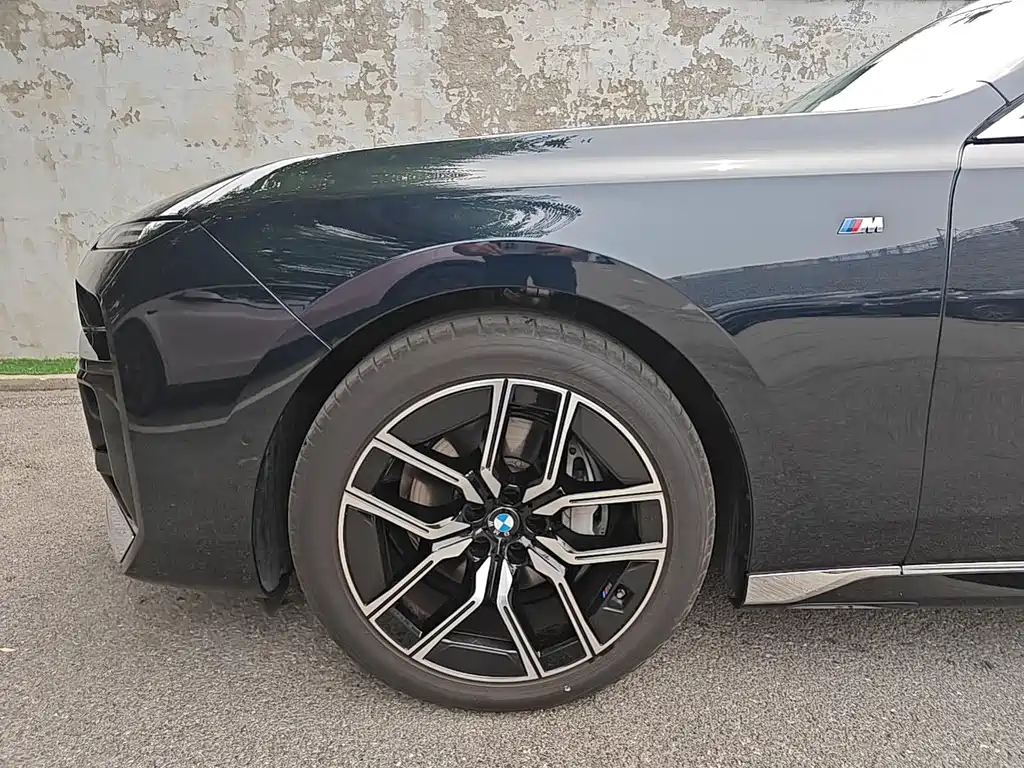 BMW 7 Series 2025