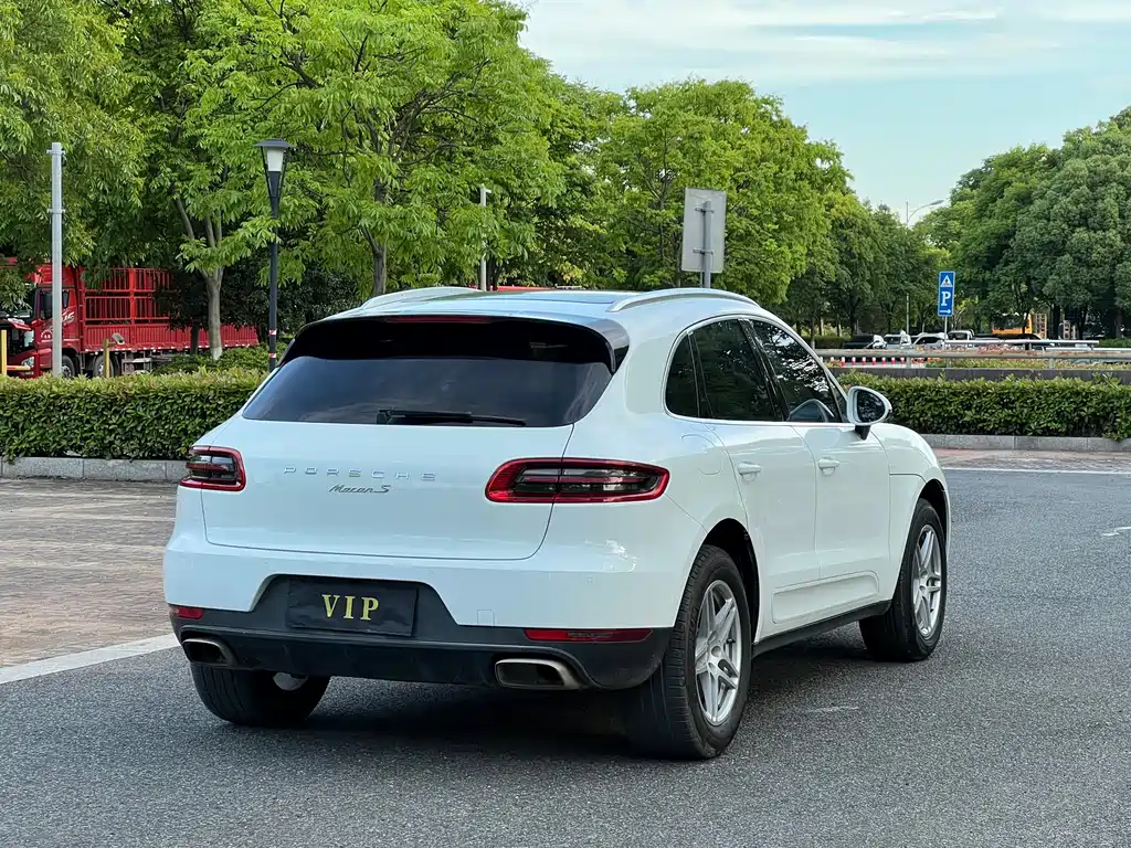 Porsche Macan 2017 — фото 5