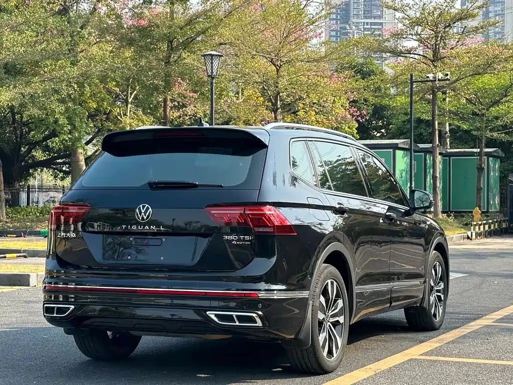 Volkswagen Tiguan L 2022 — фото 5