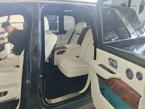 Rolls-Royce Cullinan 2018