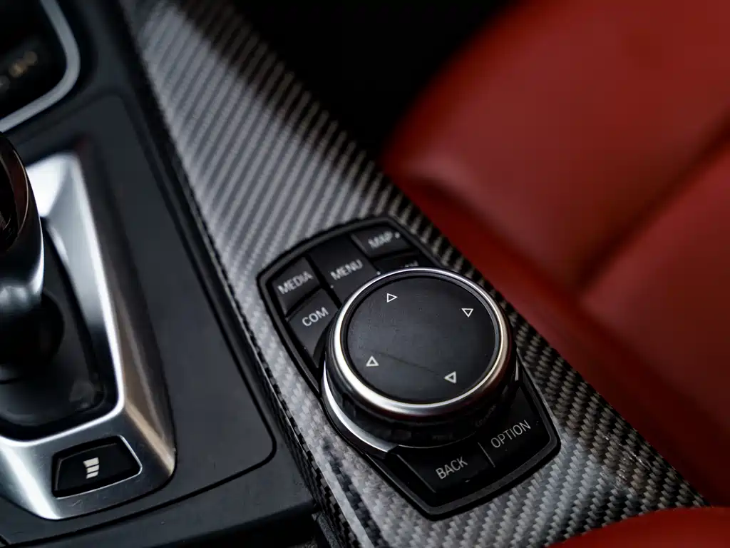 BMW M4 2016 — фото 14