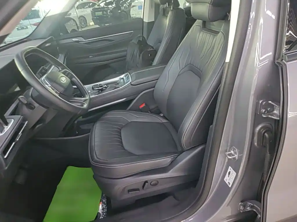 Ford Edge 2025 — фото 15