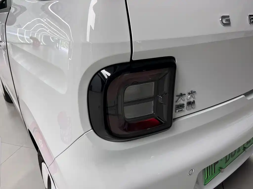 Geely Galaxy Panda 2023 — фото 10