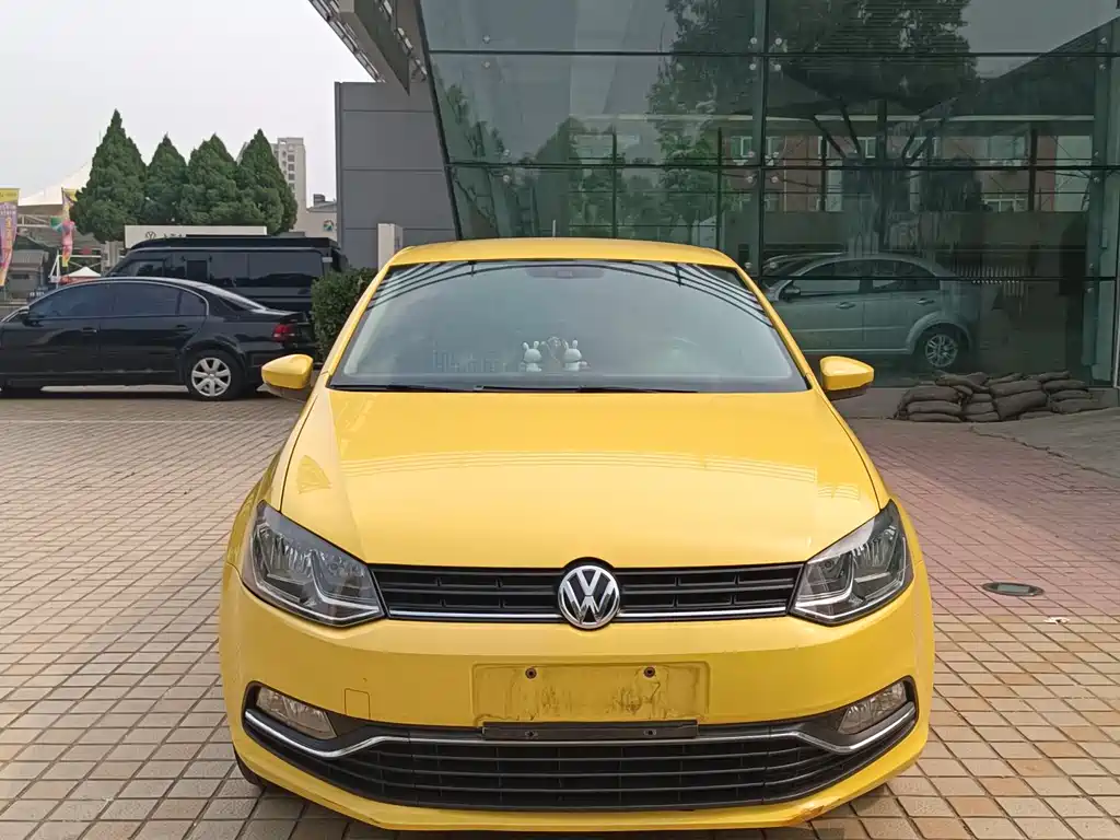 Volkswagen Polo 2014