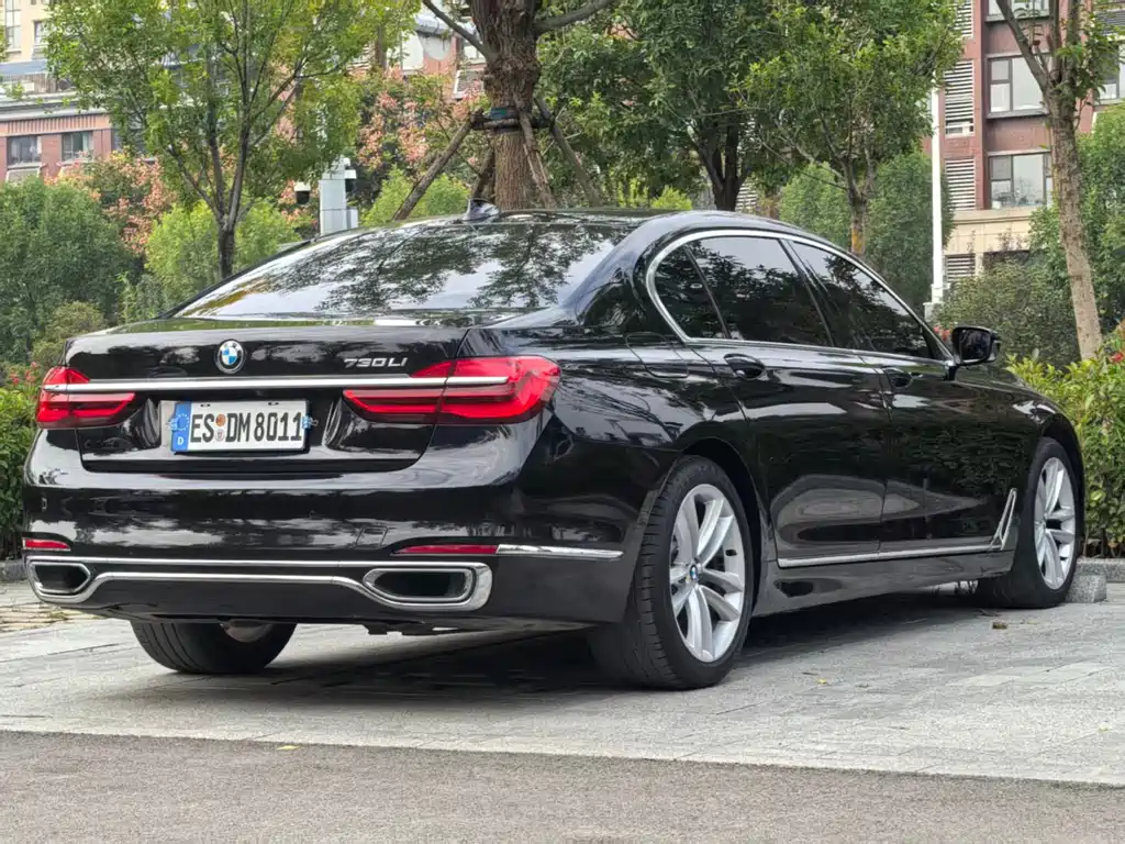 BMW 7 Series 2019 — фото 4