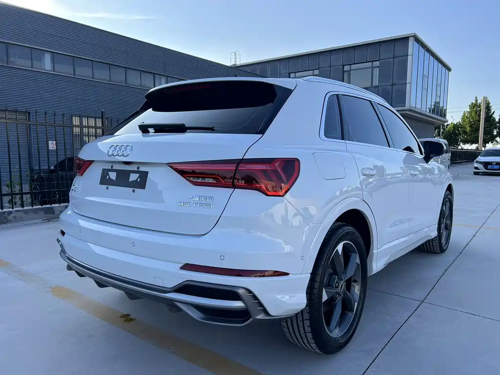 Audi Q3 2022