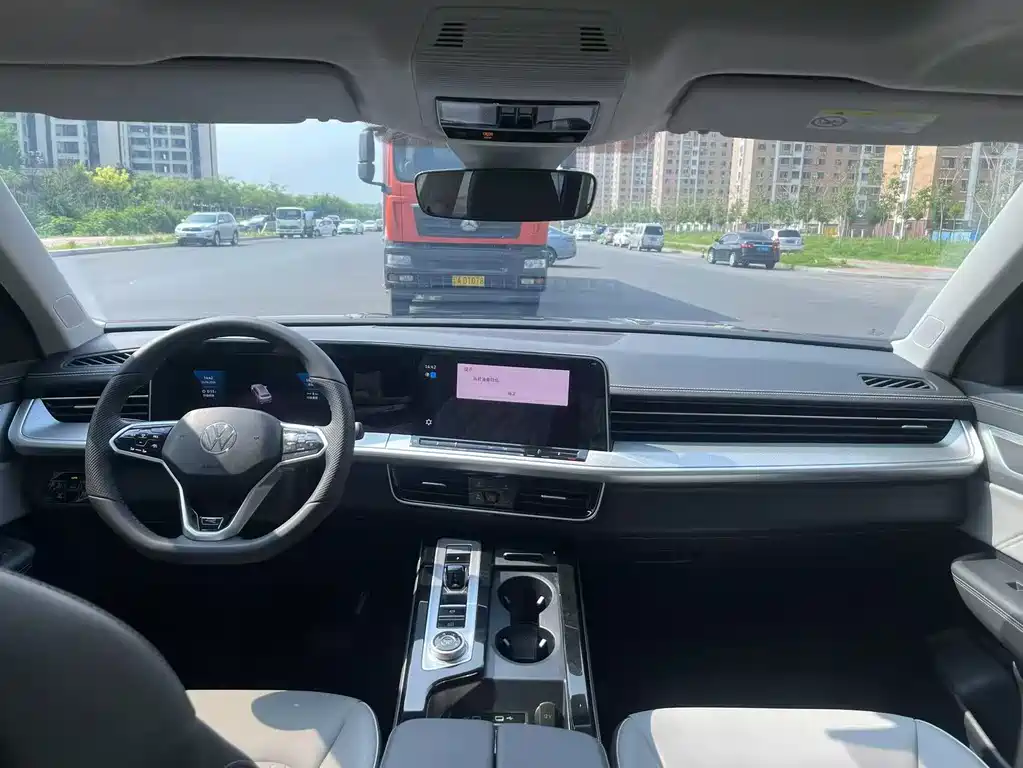 Volkswagen Tavendor 2025