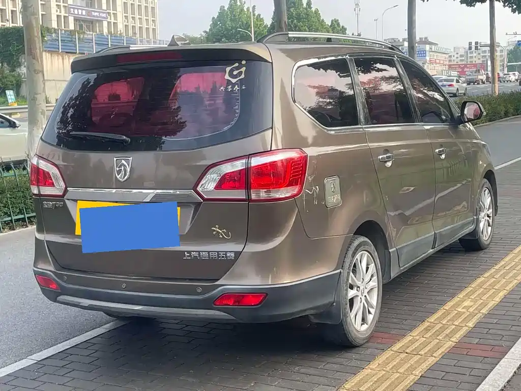 Baojun 730 2014