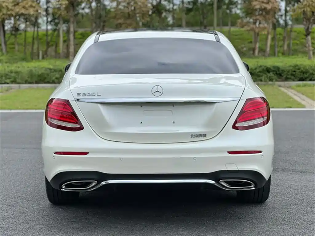 Mercedes-Benz E-Class 2019 — фото 14