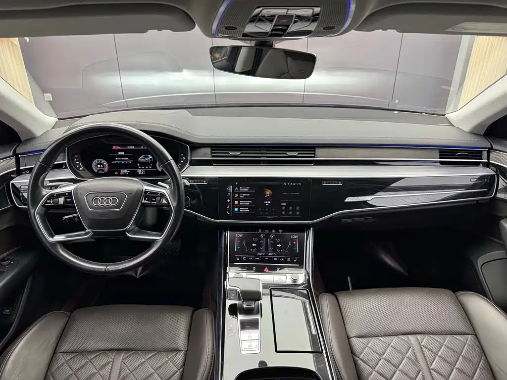 Audi A8 2021