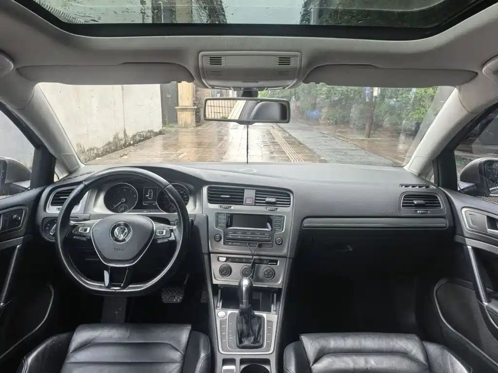 Volkswagen Golf 2014
