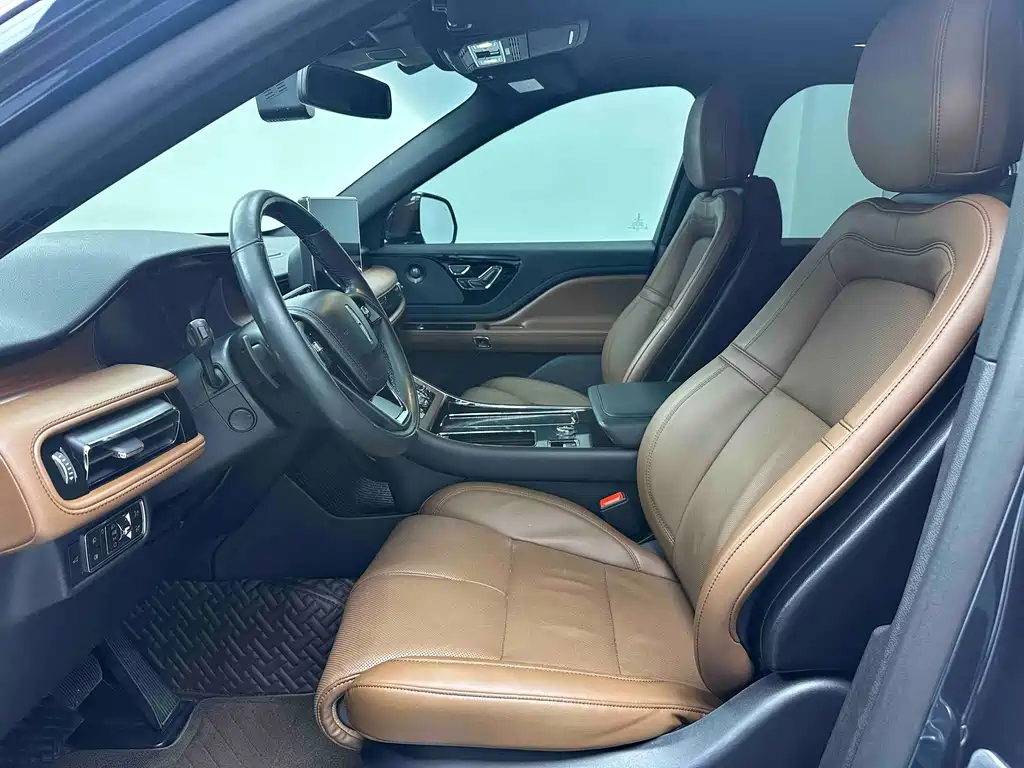 Lincoln Aviator 2021