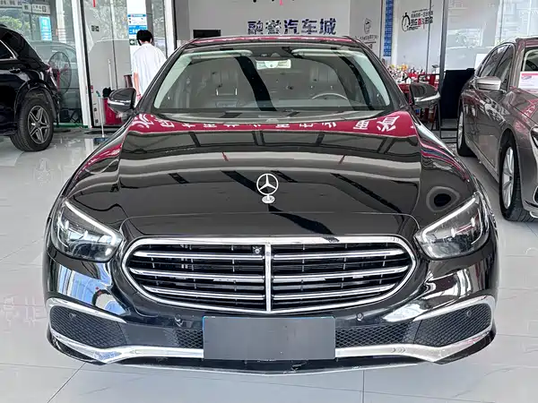Mercedes-Benz E-Class 2017