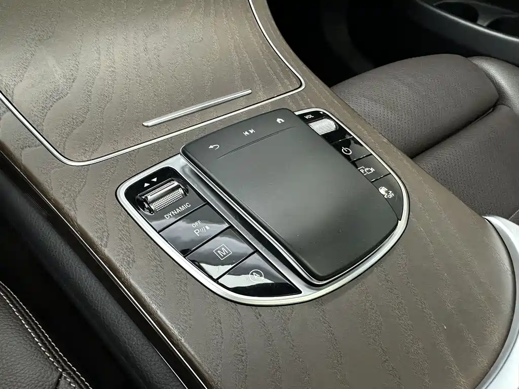Mercedes-Benz GLC 2022 — фото 17