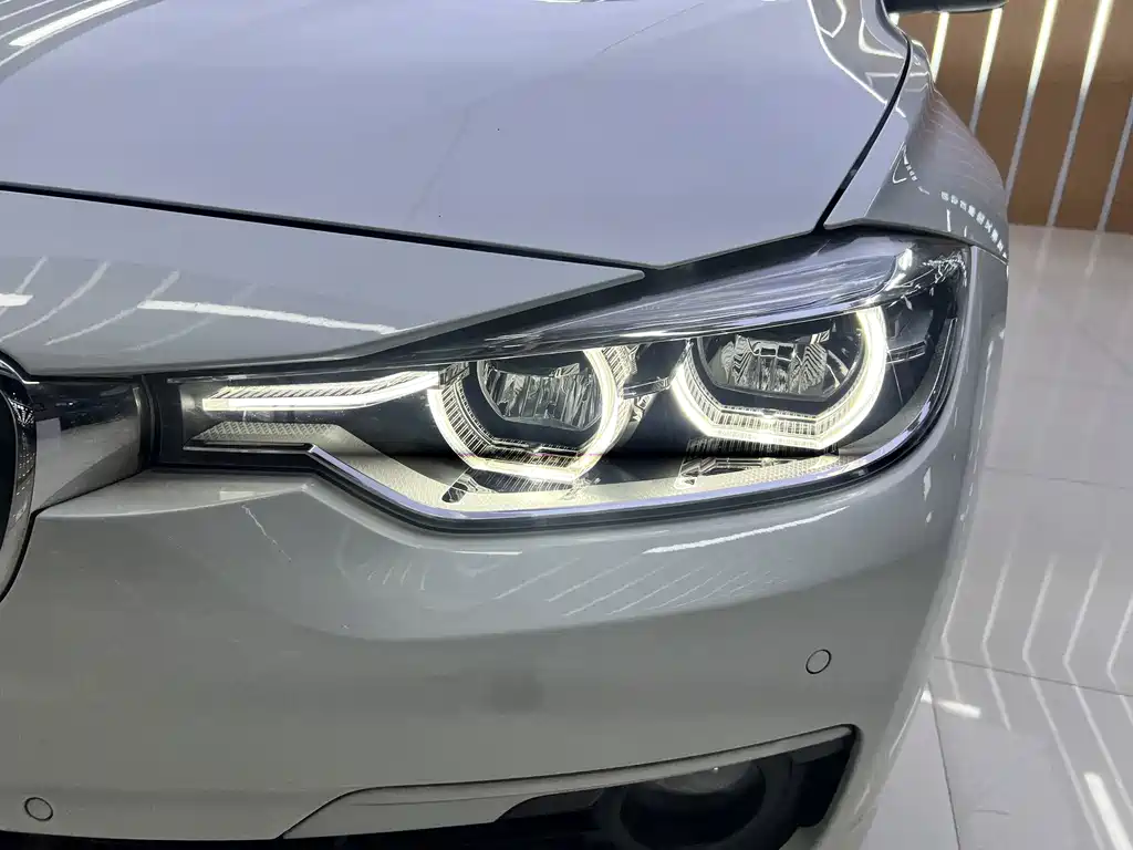 BMW 3 Series 2018