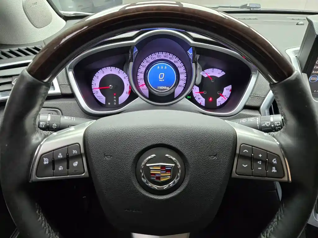 Cadillac SRX 2012 — фото 5