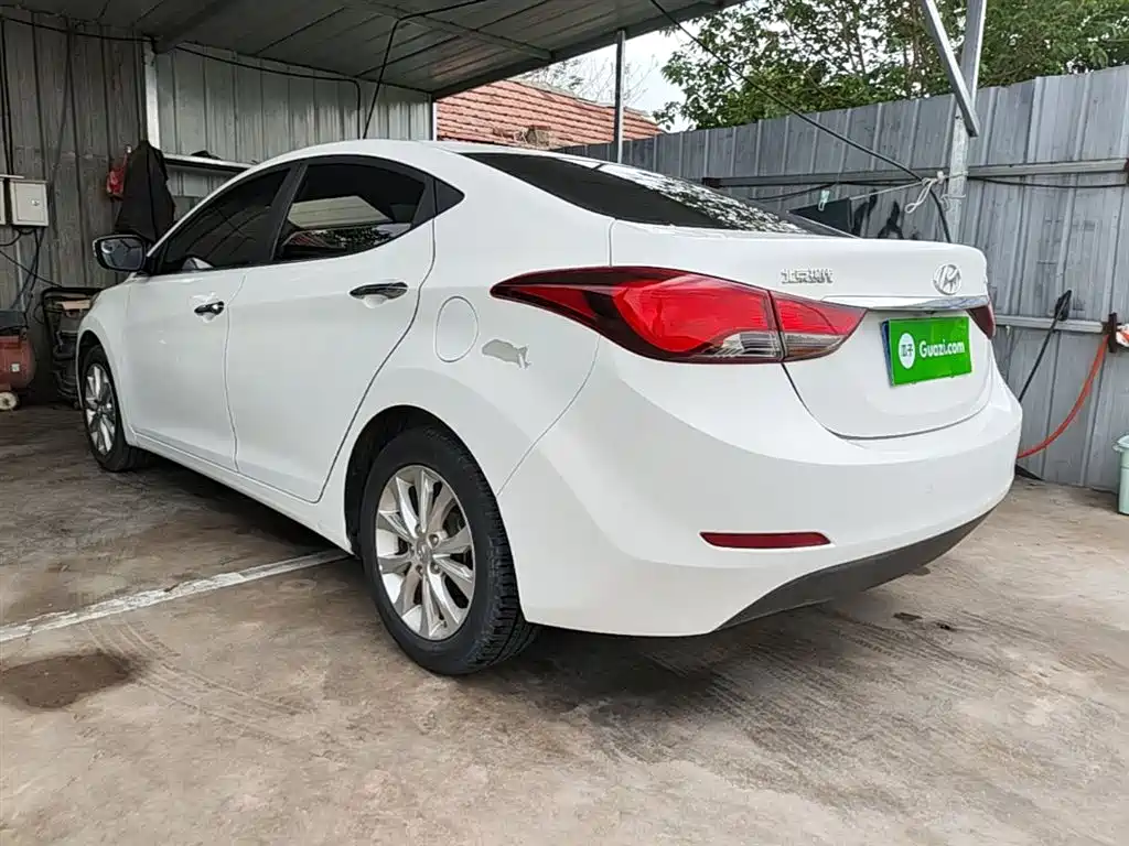Hyundai Elantra Langdong 2017 — фото 5