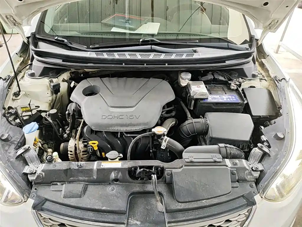 Hyundai Elantra Langdong 2017 — фото 20
