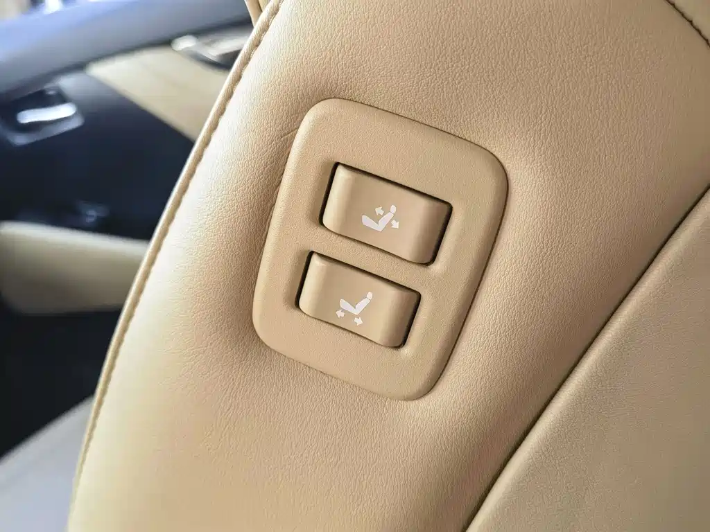 Toyota Vellfire 2020 — фото 29