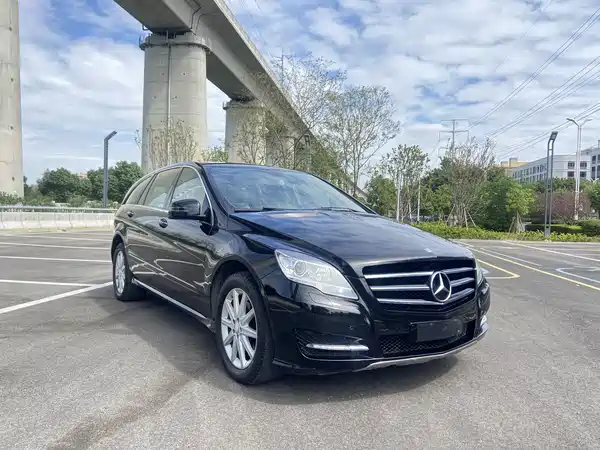 Mercedes-Benz R-Class 2011