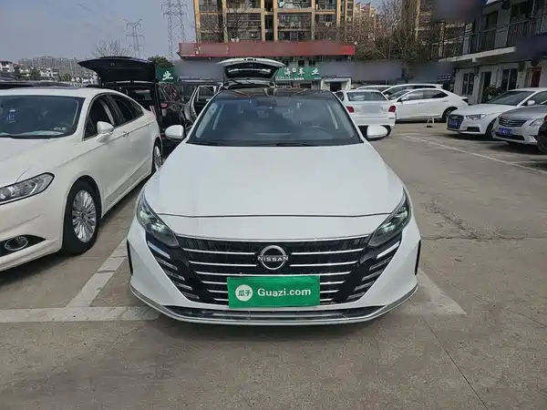 Nissan Teana 2023