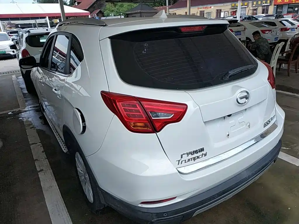 GAC Trumpchi GS5 Super 2015 — фото 5