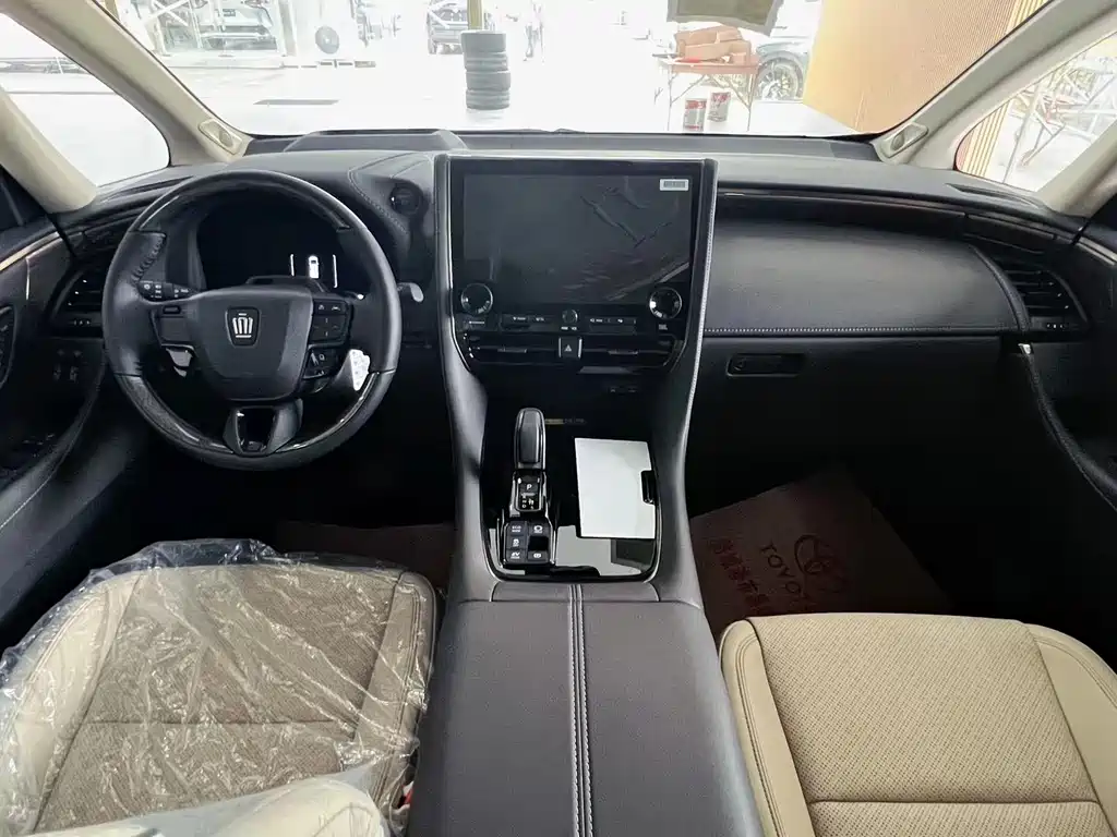 Toyota Vellfire 2025 — фото 4